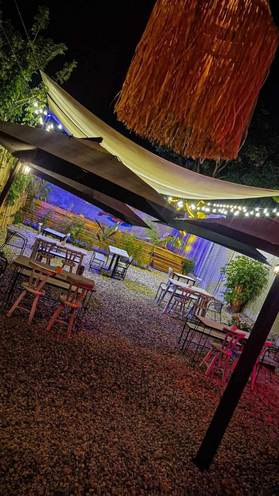 Urban Hostal San Gil- Piscina Restaurante Bar Exterior foto